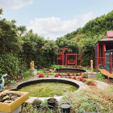 Sutton Дом отдыха